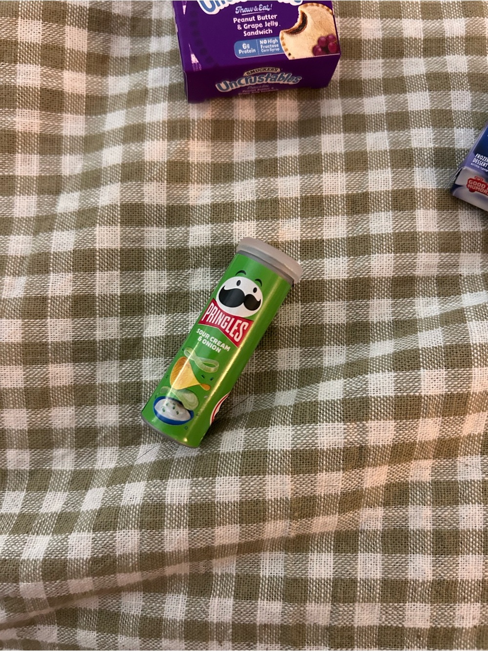 mini verse real foods sour cream and onion pringles